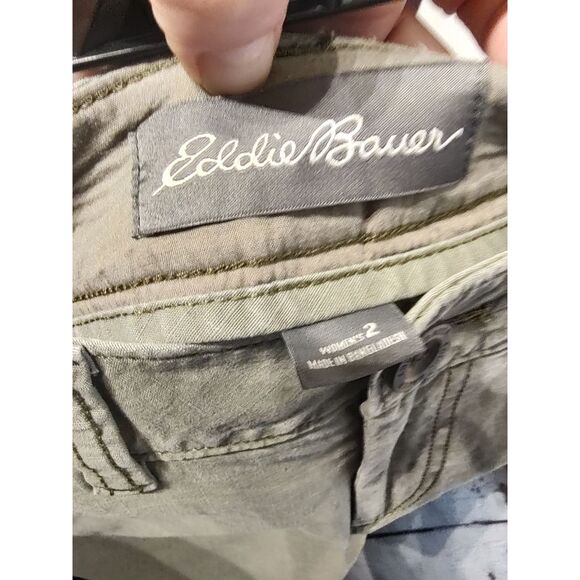 Eddie Bauer nwot new olive shorts size 2 * - Picture 3 of 3